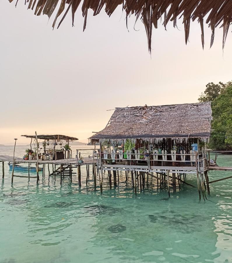 Yenbainus Homestay Yennanas Besir ภายนอก รูปภาพ